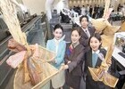 대한항공·아시아나, 병오년 설 맞이 복조리 걸기 행사… 통합 앞둔 ‘첫 공동 행보’ 