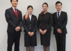 일본항공, 객실·공항 직원 '근무 중 운동화 착용' 공식 허용 