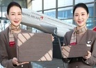 아시아나항공 유니폼, 태블릿PC 파우치로 재탄생